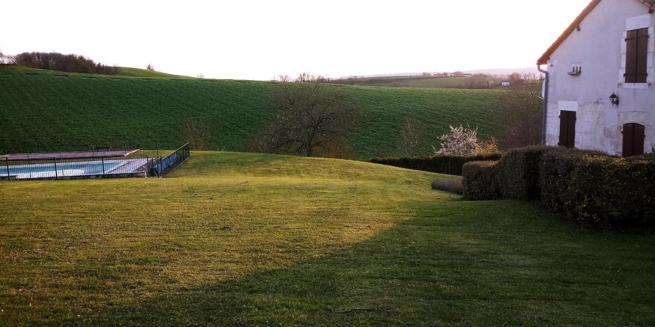 La Tranquillite, Coutancie Villa Nanteuil-Auriac-de-Bourzac Kültér fotó